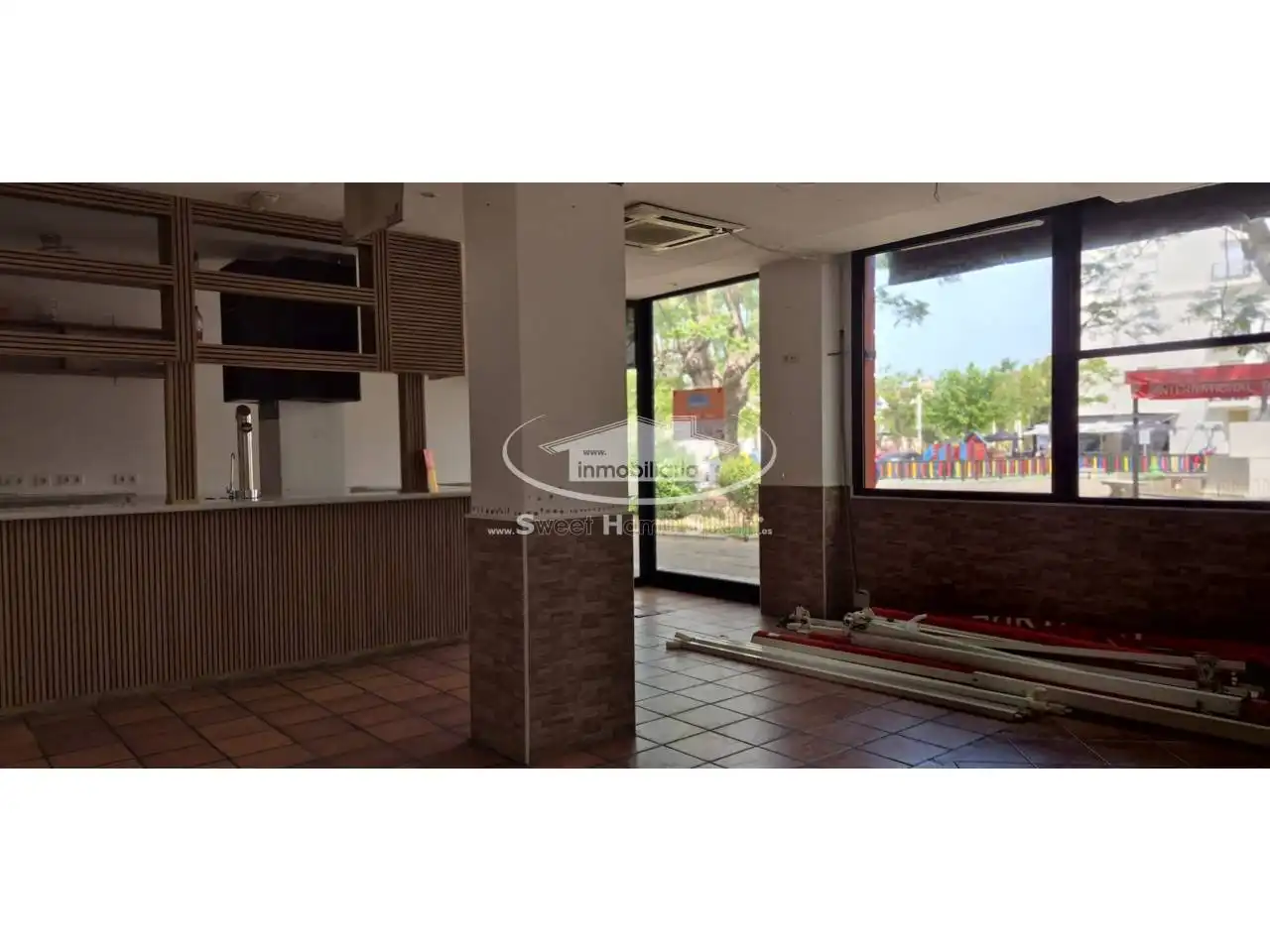 Local de lloguer en Sanlúcar de Barrameda amb Aire condicionat