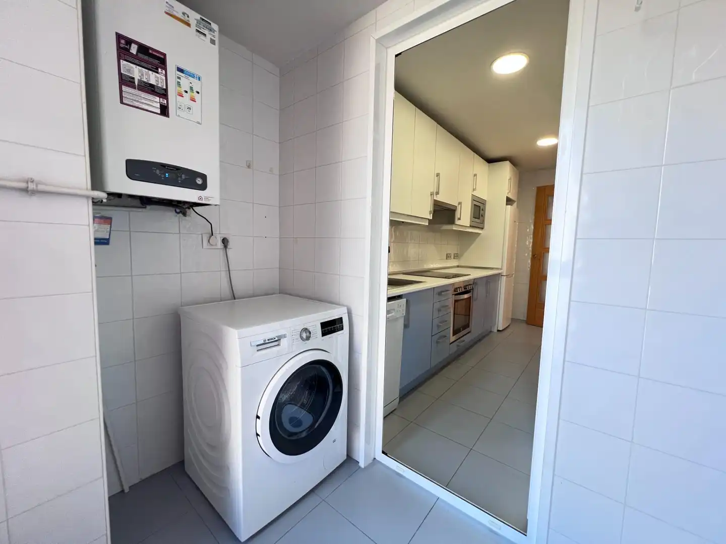 Kitchen of Flat for rent in Madrid  with Air Conditioner, Heating and Private garden
