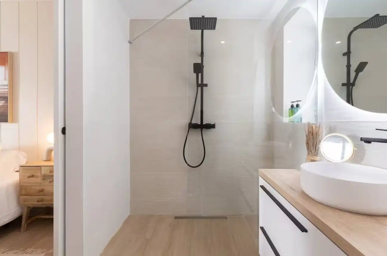 Apartments for rent in Avenida Severo Ochoa, 16, Playa Bajadilla - Puertos