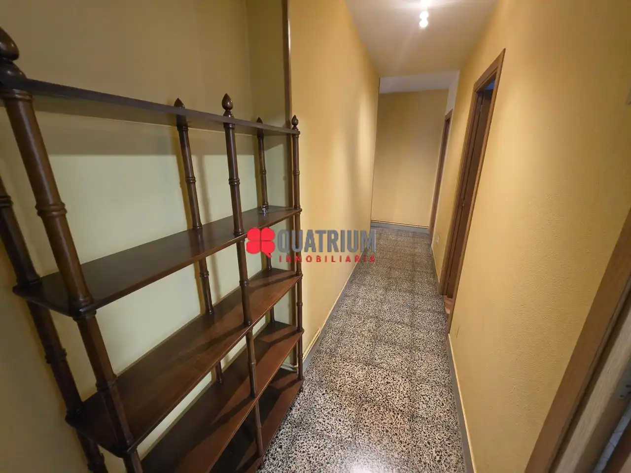 Flat for rent in Avenida de Rosalía de Castro, Ensanche - Sar