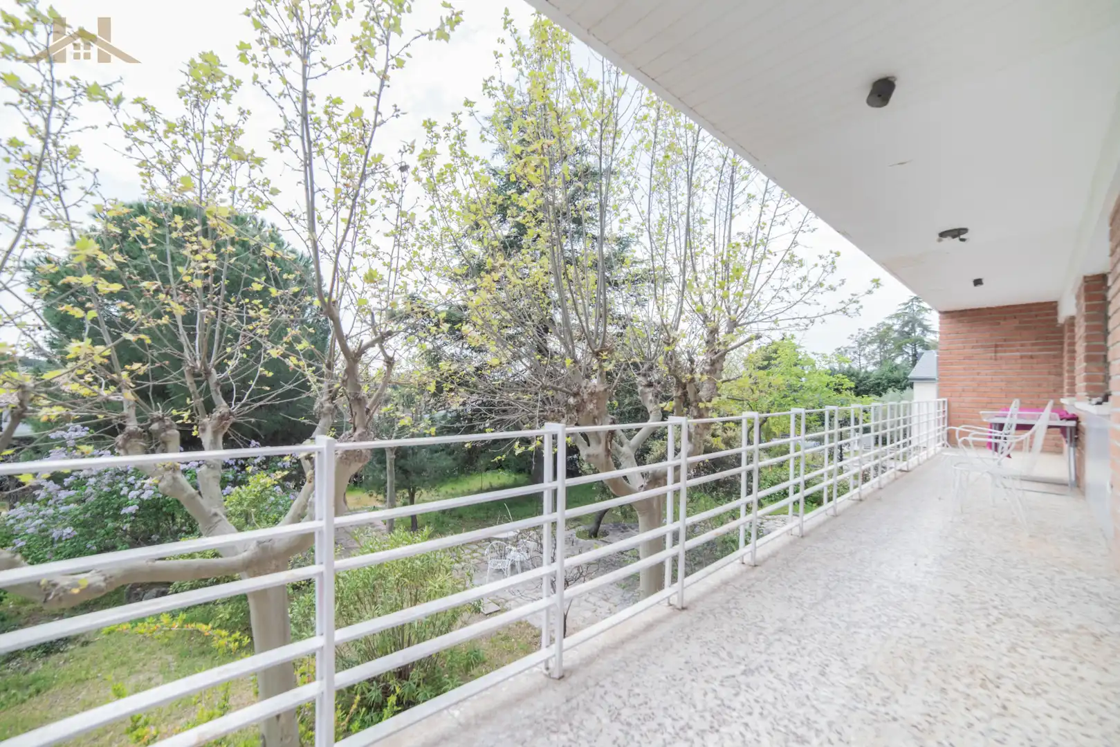 Terrassa de Casa o xalet en venda en Valdemorillo amb Calefacció, Jardí privat i Parquet