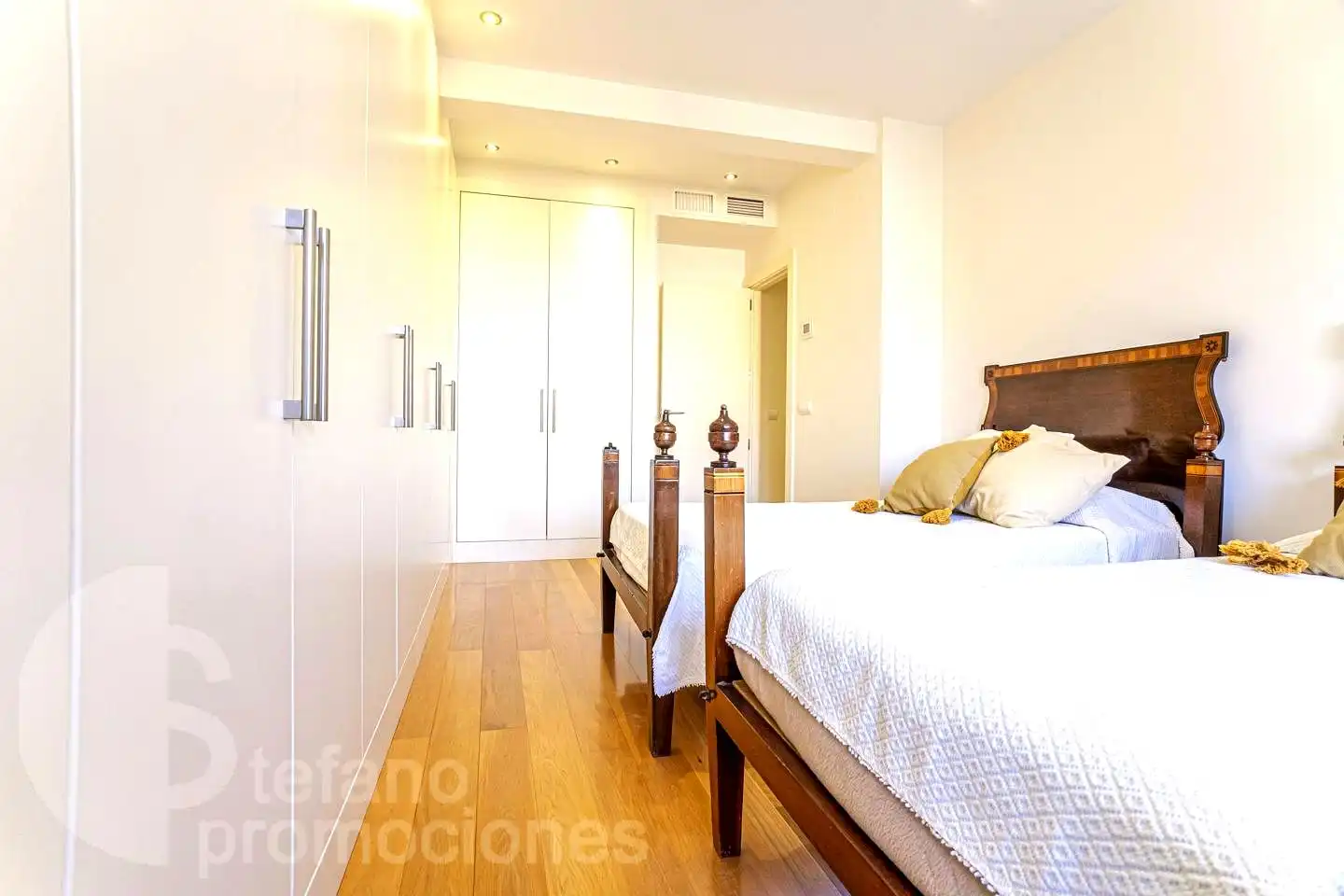 Habitación de Ático de alquiler en Málaga con Aire acondicionado, Calefacción y Parquet