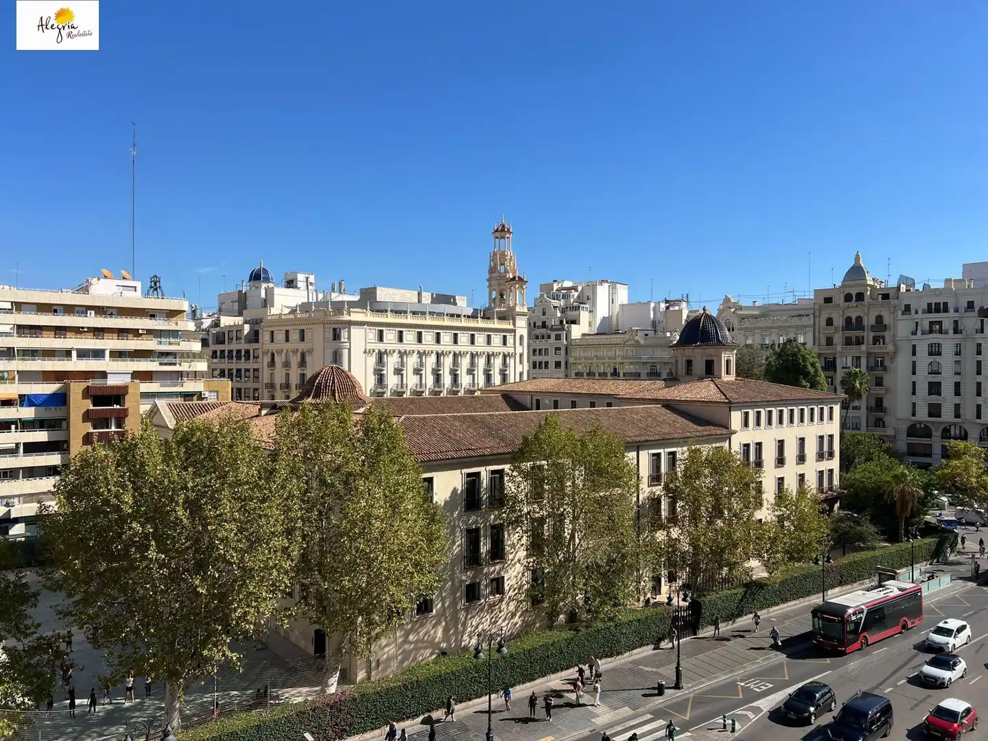 Außenansicht von Maisonette zum Verkauf in Valencia mit Klimaanlage, Heizung und Terrasse