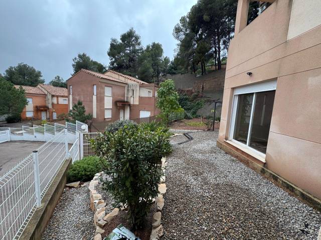 Casa-chalet en Alquiler en Serra