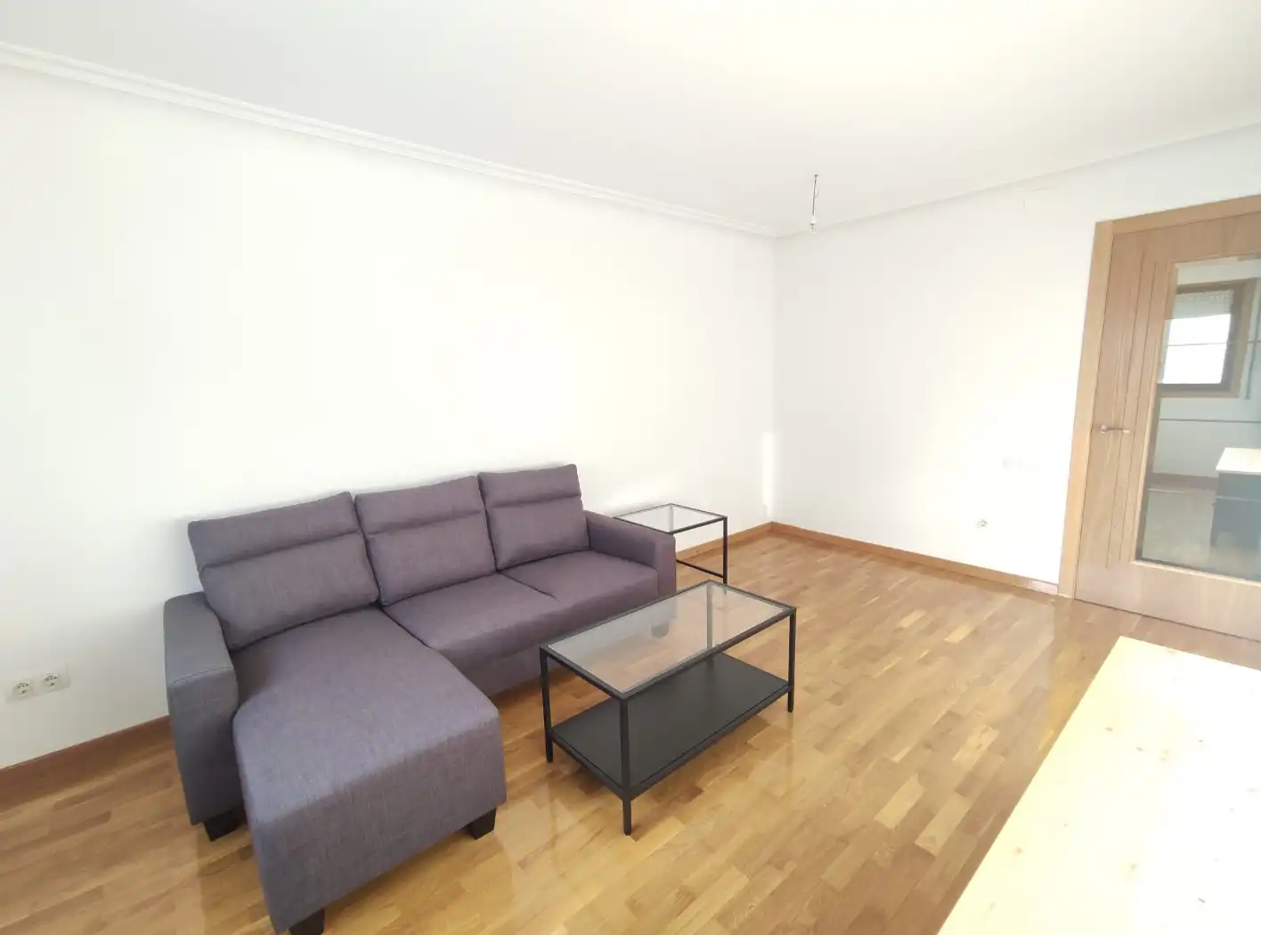 Sala d'estar de Pis de lloguer en Ourense Capital  amb Calefacció, Traster i Moblat