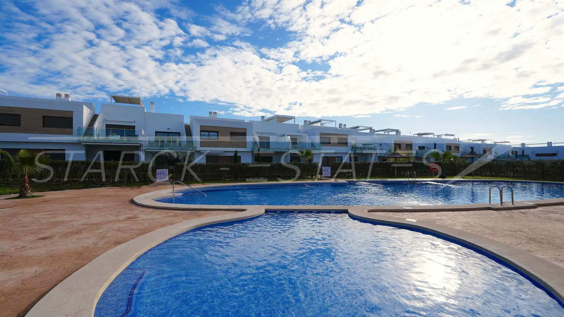 Àtic amb piscina en venda a Desamparados - Hurchillo - Torremendo