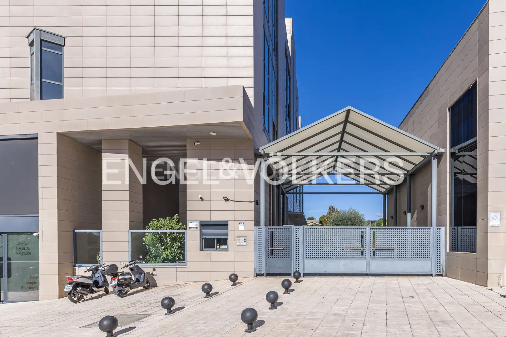 Exterior view of Lofts for sale in Madrid  with Air Conditioner, Heating and Swimming Pool