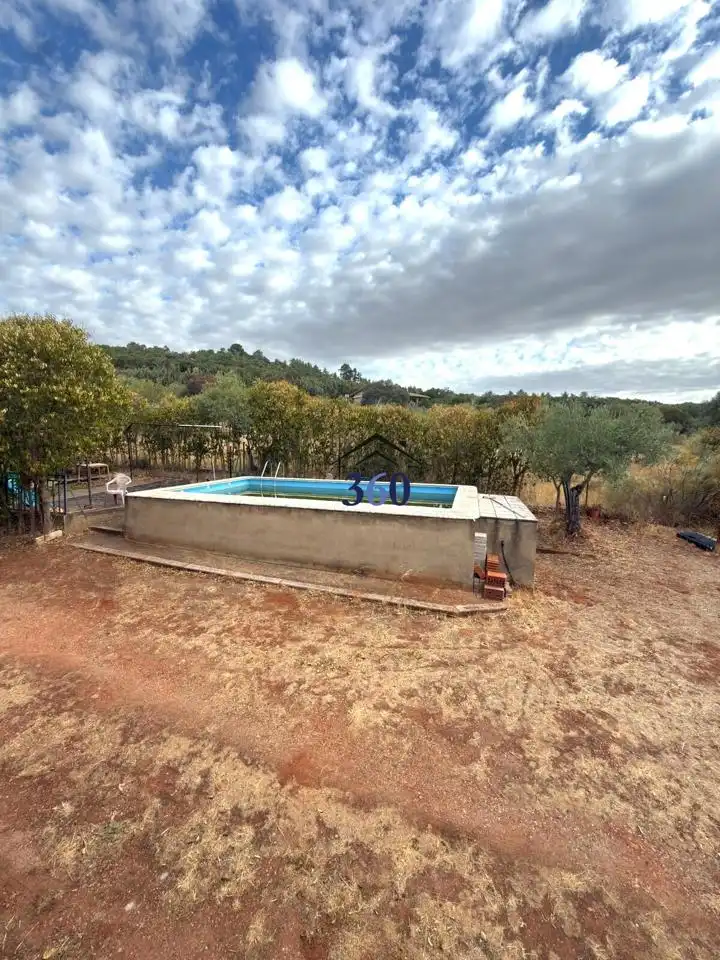 Piscina de Finca rústica en venda en Nuevo Cáceres