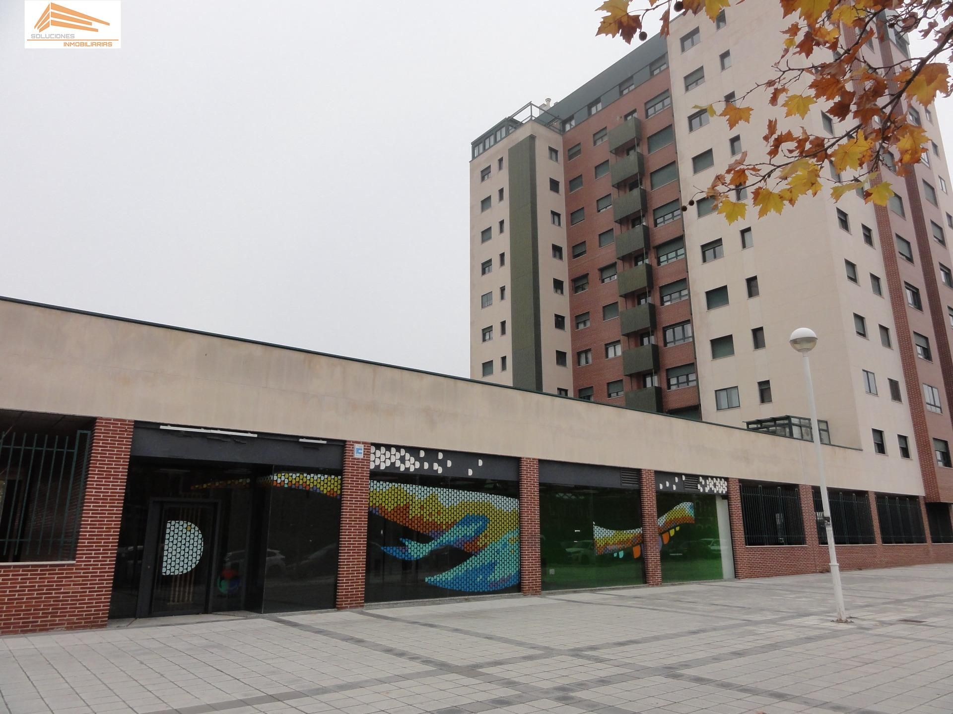 Exterior view of Premises for sale in Valladolid Capital  with Air Conditioner