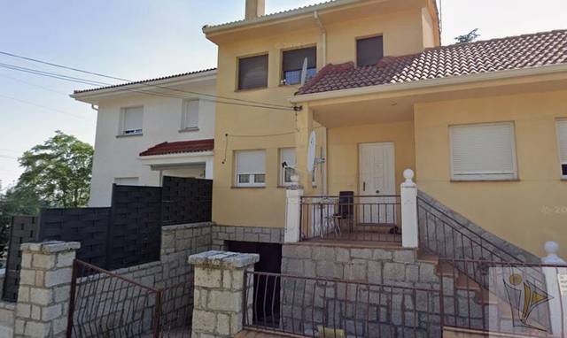 Casa-chalet en Venta en CL LA MORA en Collado Mediano