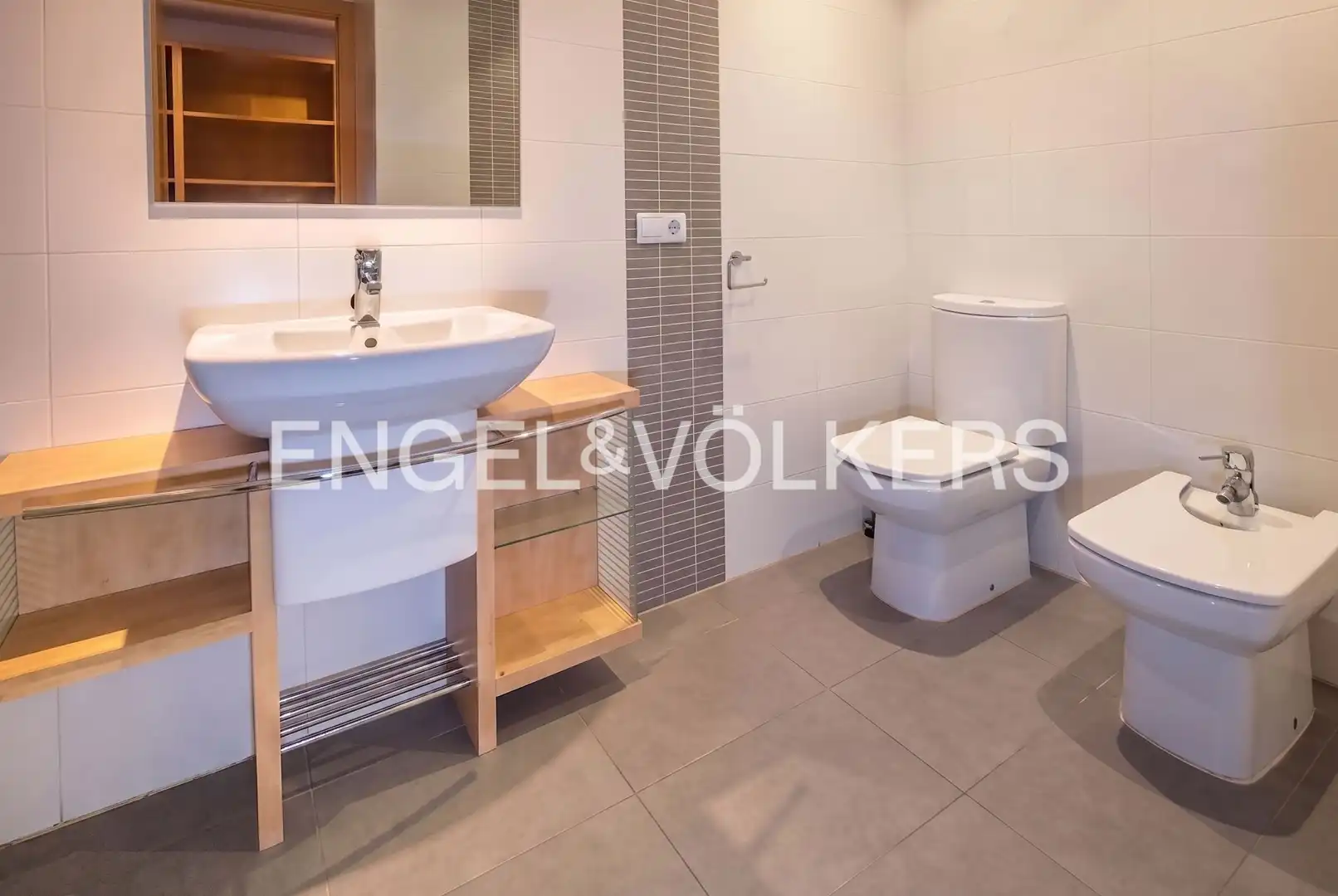 Baño de Piso en venta en Este