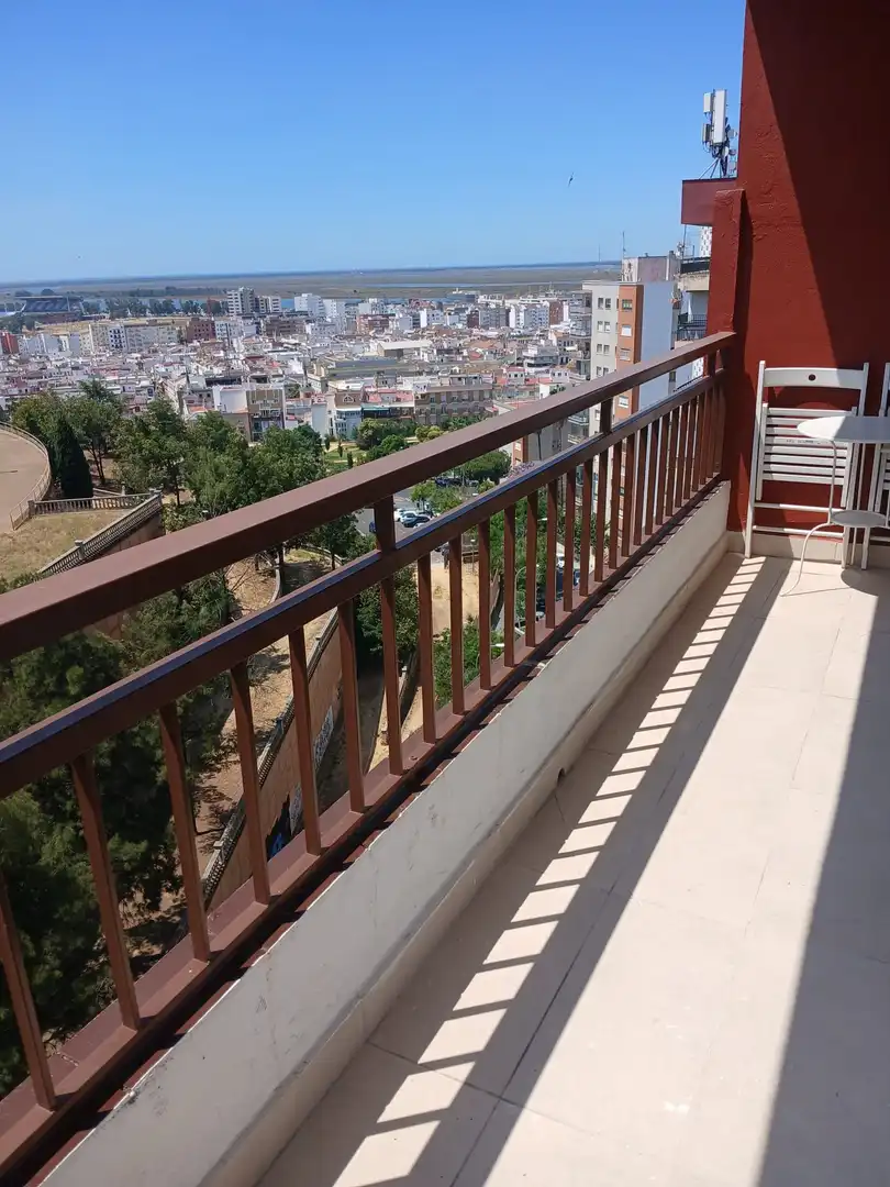 Terrassa de Pis en venda en Huelva amb Aire condicionat, Calefacció i Terrassa
