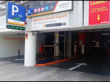 Individuale con ascensore in affitto a Carrer de Josep Puig i Cadafalch 5