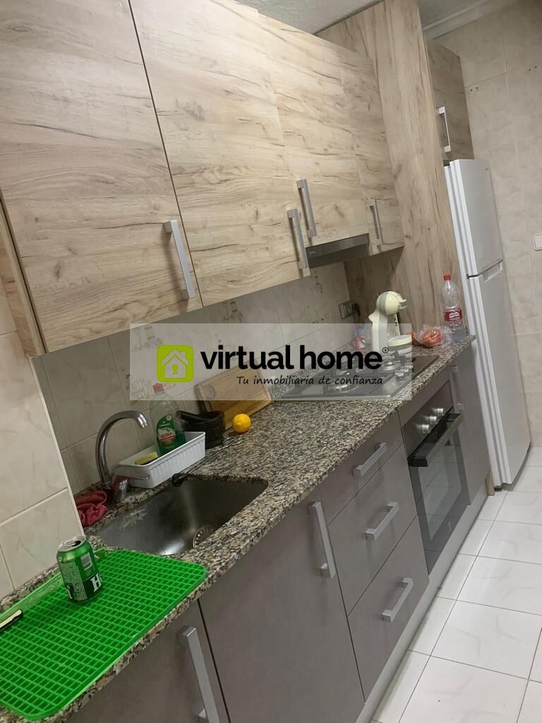 Cuina de Apartament en venda en Benidorm amb Terrassa i Balcó