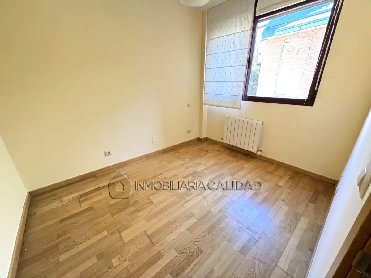 Pis amb ascensor en venda a Zona Sur - Barrio Cortes, imagen 6