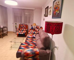 Living room of Flat to rent in Alicante / Alacant  with Terrace, Furnished and Oven