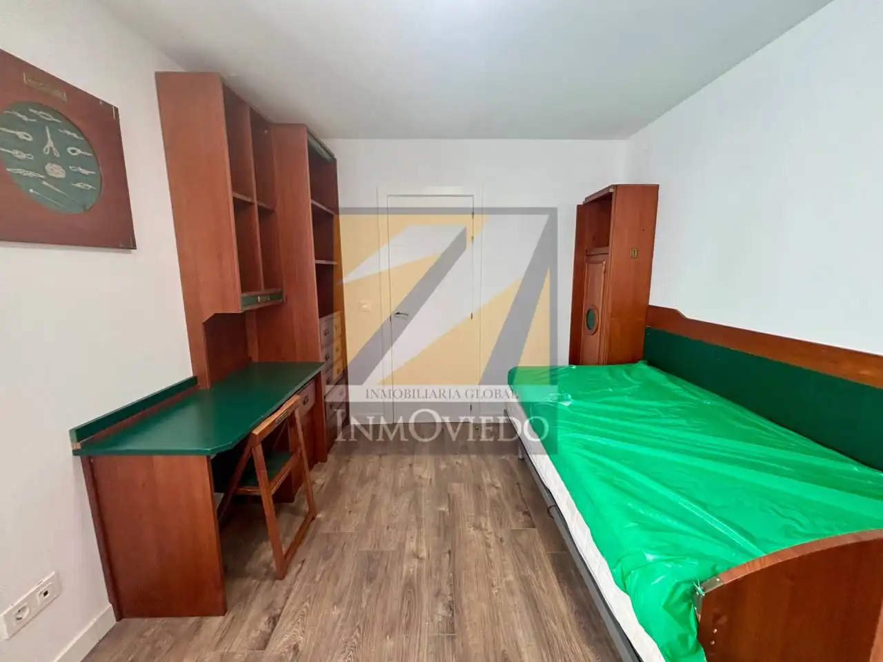 Piso en venta en Calle Ramón y Cajal, La Villa - Bazuelo