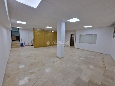 Local comercial de lloguer a Centro