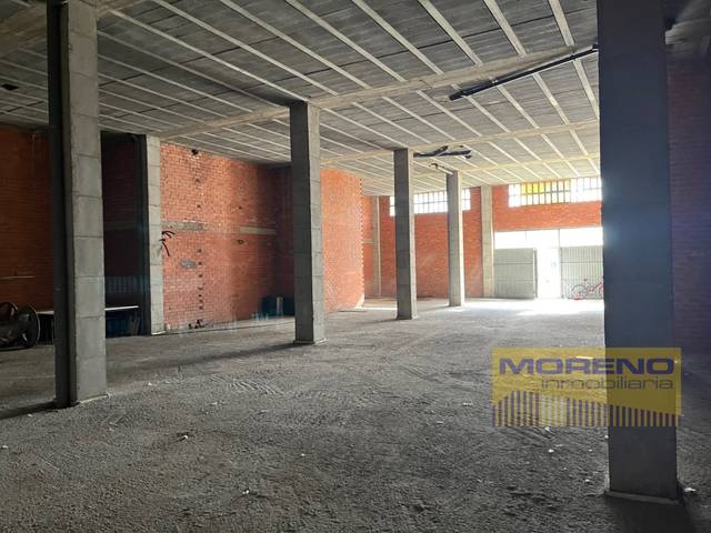 Local comercial en Alquiler en Sarria