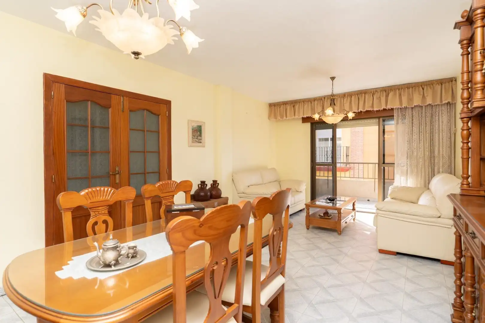 Casa amb terrassa en venda a Calle Ambrosio de Morales, imagen 9