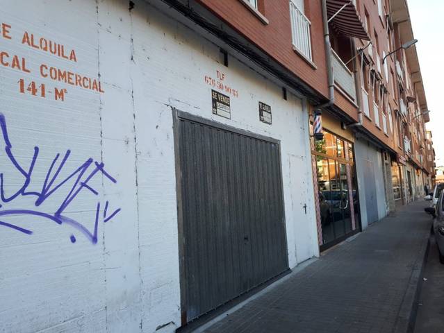 Local comercial en Alquiler en Flores de Sil - La Placa