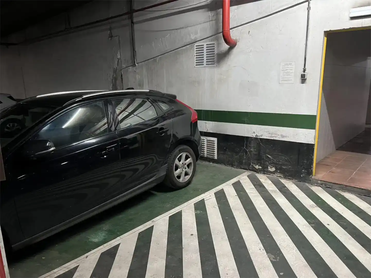 Parking of Garage for rent in Sevilla