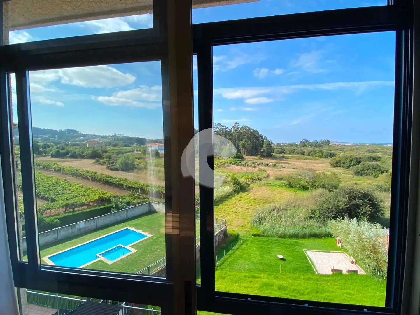 Jardí de Apartament en venda en Sanxenxo amb Calefacció, Traster i Piscina