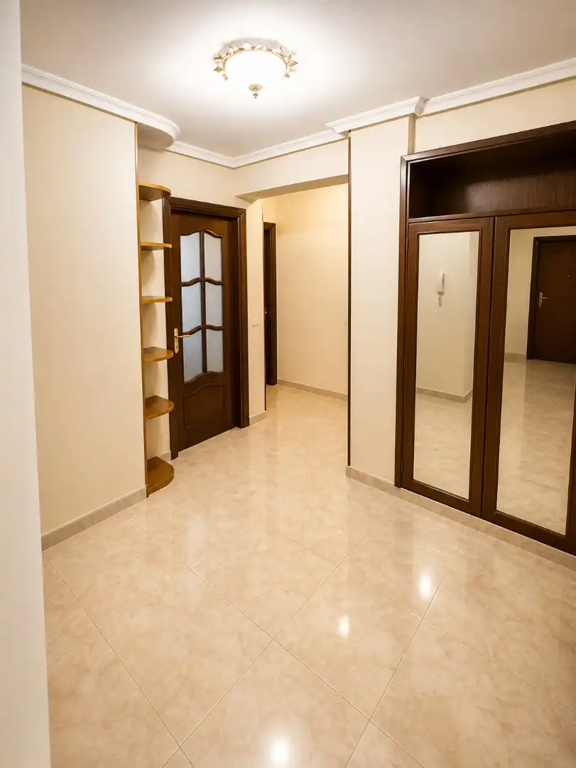 Flat with lift for sale in Calle de Jerónimo Ibran, imagen 5