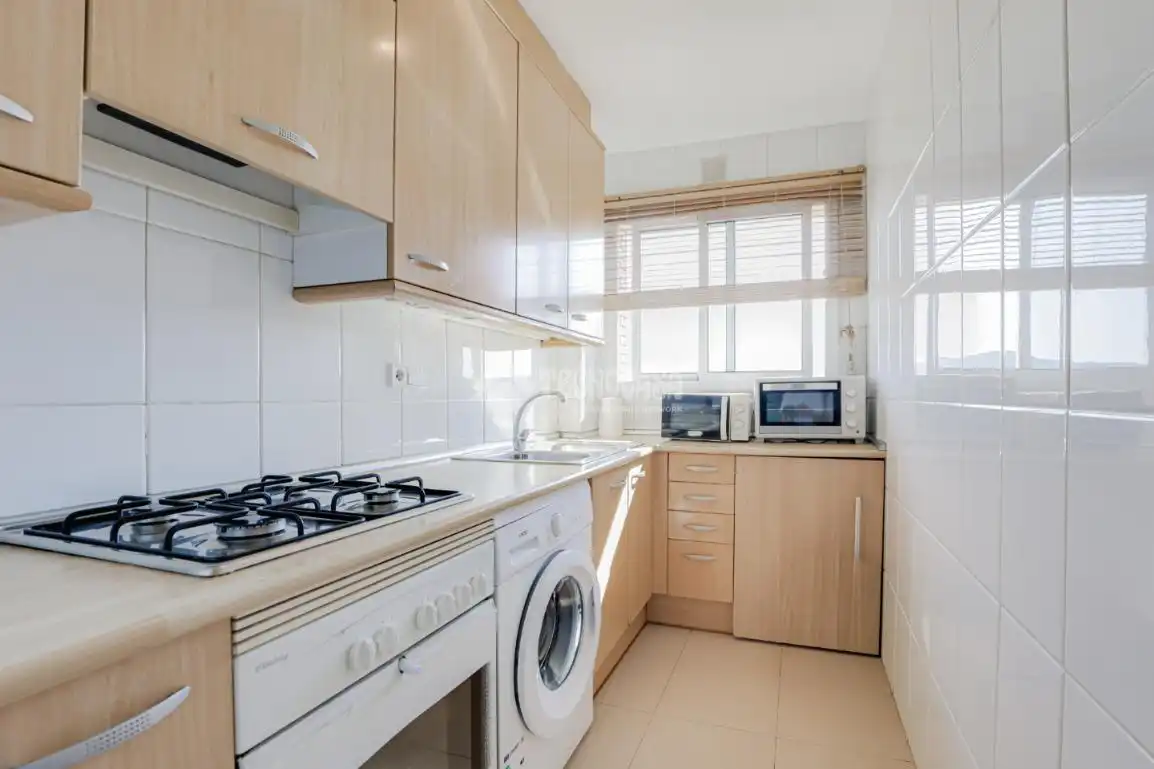 Cocina de Piso en venta en Sant Feliu de Llobregat con Aire acondicionado y Balcón