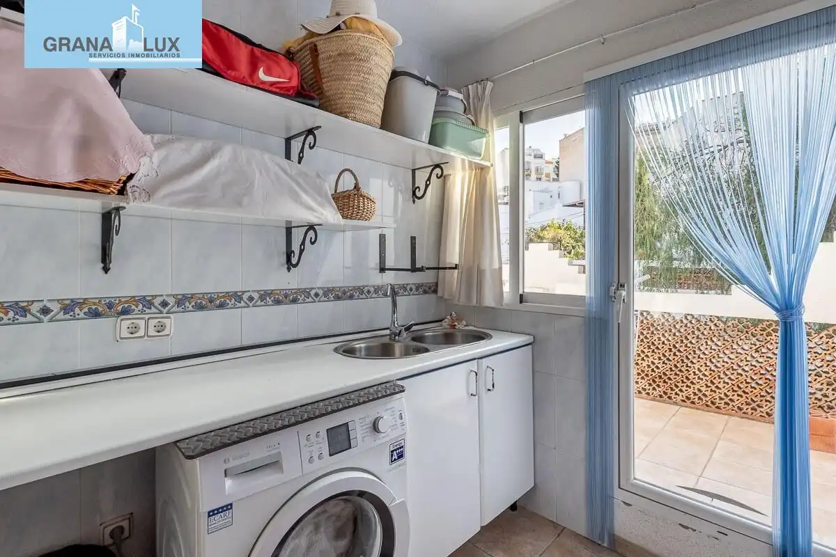 Kitchen of Houses for sale in Almuñécar  with Air Conditioner, Heating and Private garden