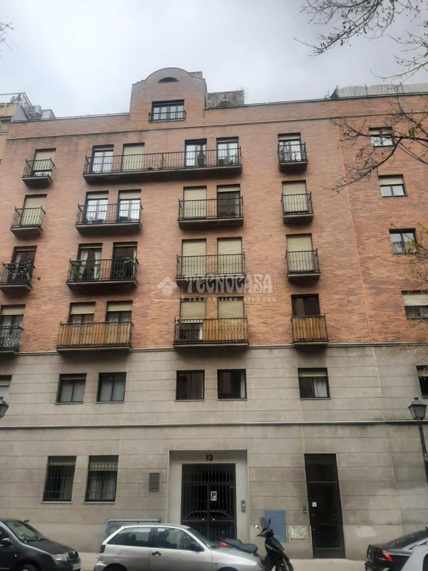 Pis de lloguer a Calle Cadarso, Argüelles
