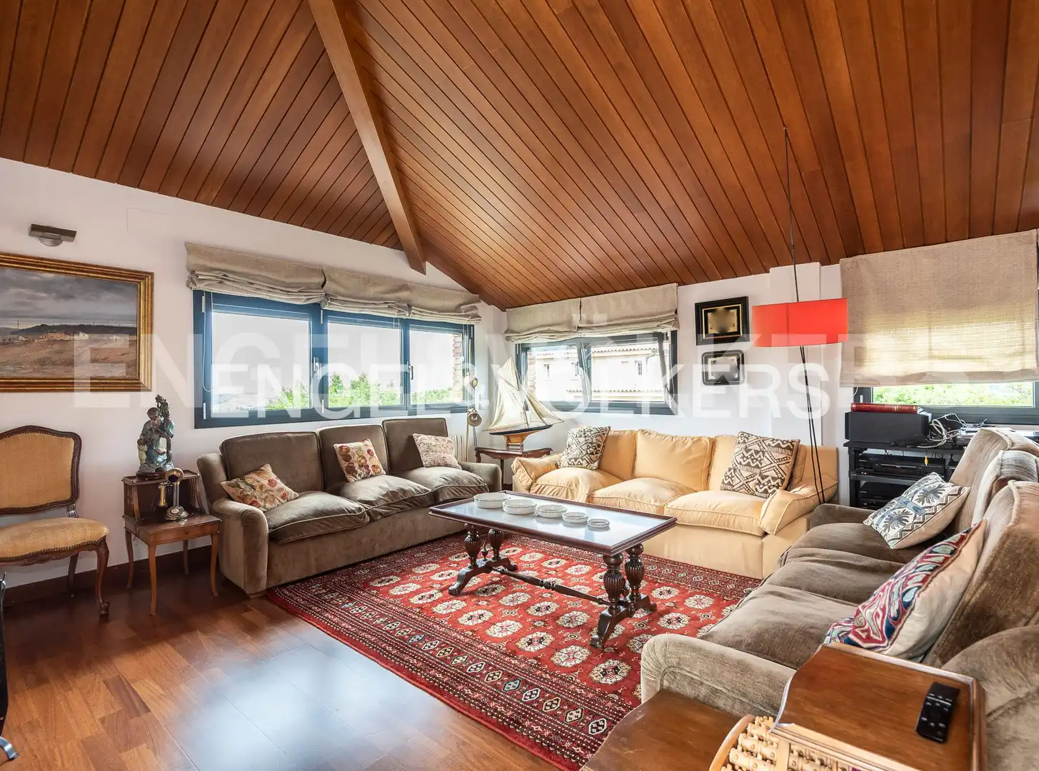 Living room of Houses for sale in Sant Cugat del Vallès  with Air Conditioner, Heating and Private garden