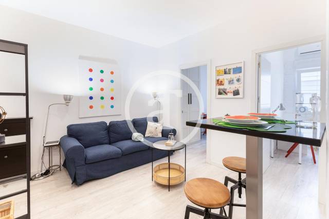 Piso en Alquiler en Calle de Fuente del Saz en Hispanoamérica - Bernabéu