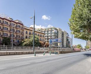 Vista exterior de Pis en venda en  Granada Capital amb Aire condicionat, Calefacció i Parquet