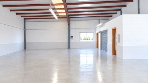 Foto 3 von Fabrikhallen zur Miete in Torrellano, Elche / Elx
