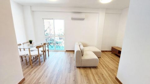 Foto 2 de Piso en venta en Avenida Blas Infante, Arroyo de la Miel, Benalmádena