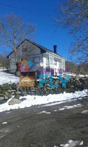 Casa-chalet en Venta en San Xoán de Río