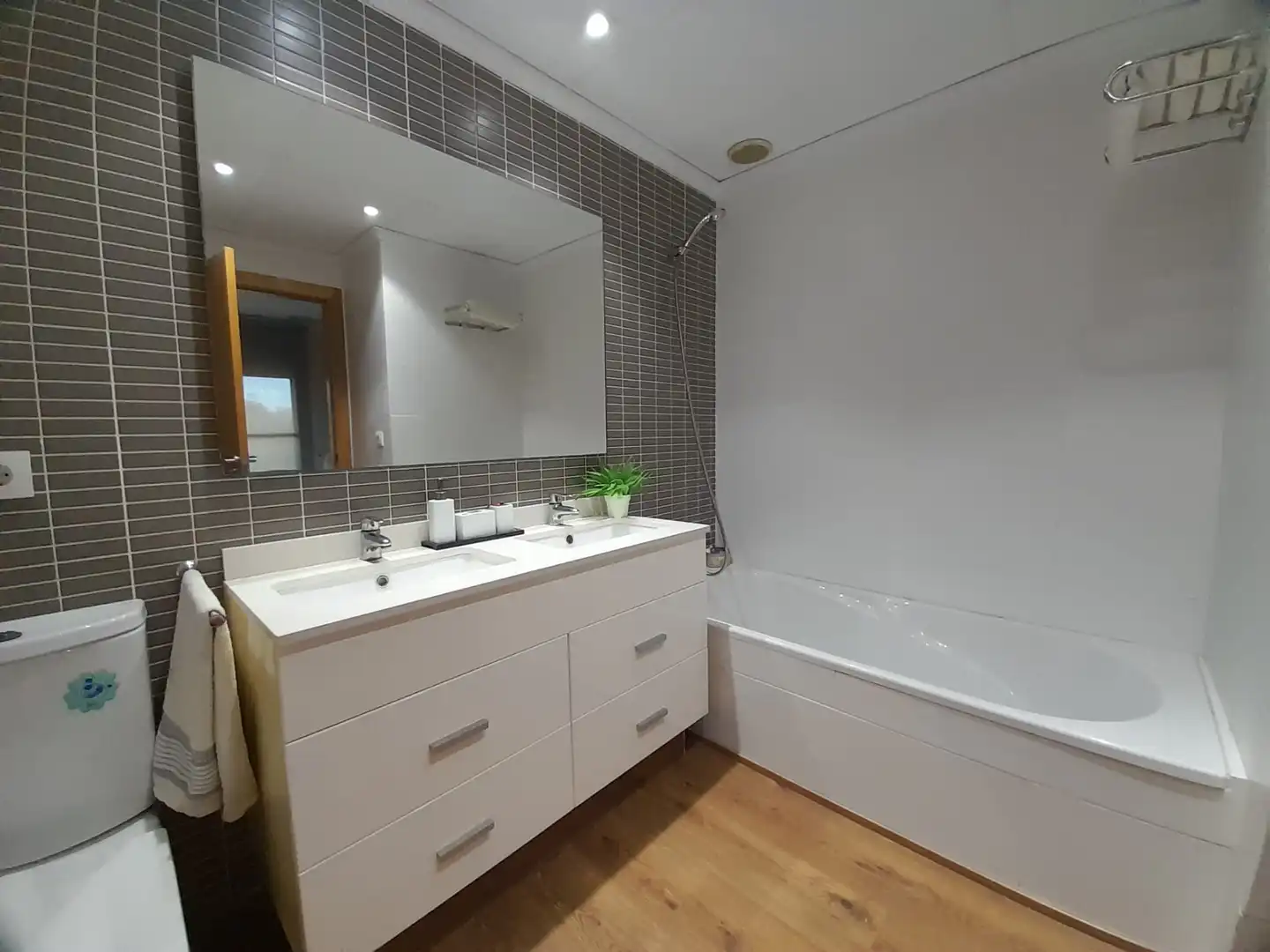 Bathroom of Detached homes for sale in Sagunto / Sagunt  with Air Conditioner, Heating and Private garden