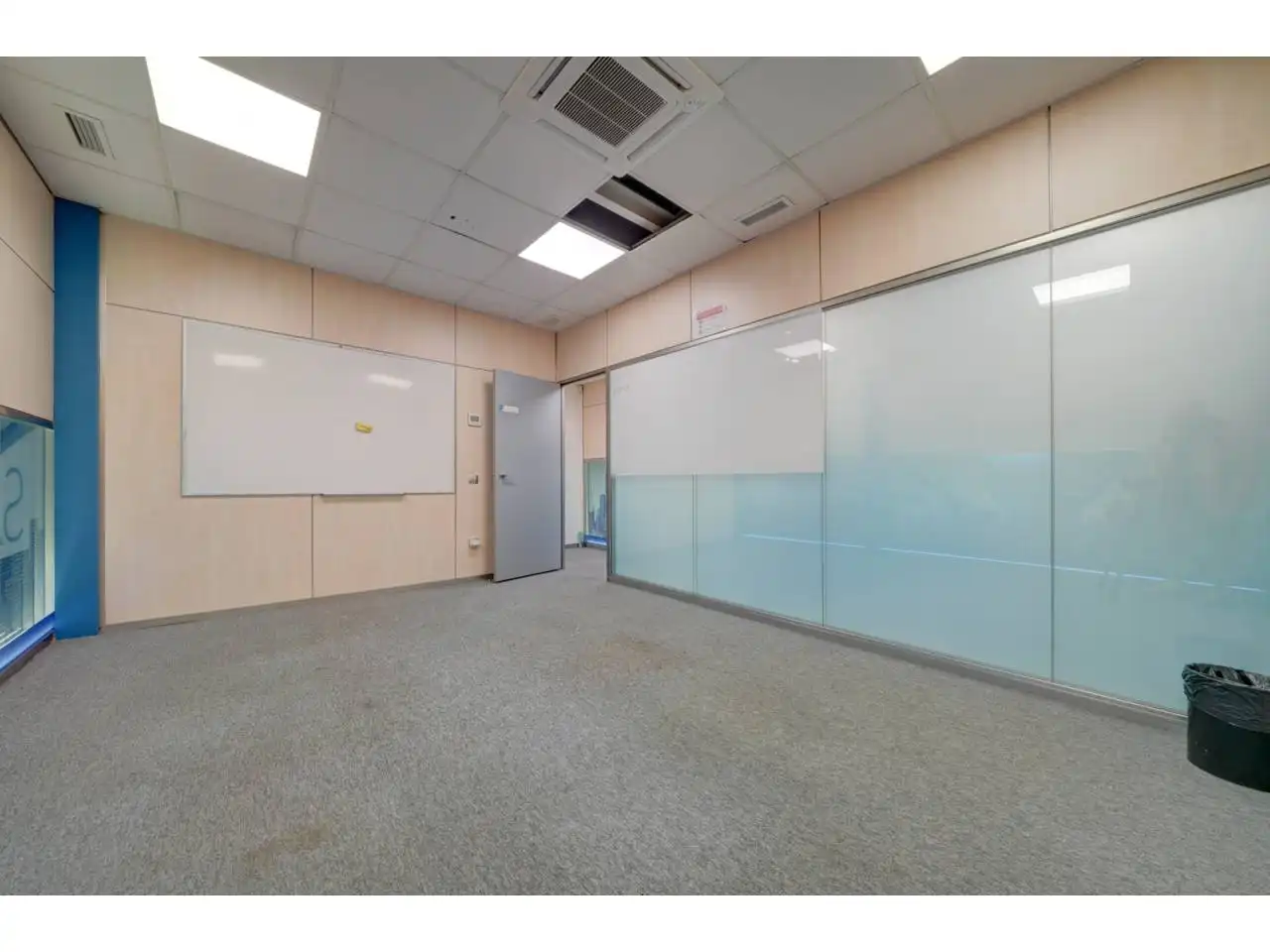 Office for rent in Valencia  with Heating