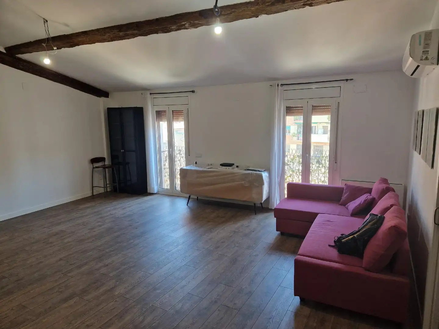 Living room of Flat for sale in Lleida  with Air Conditioner, Heating and Parquet flooring