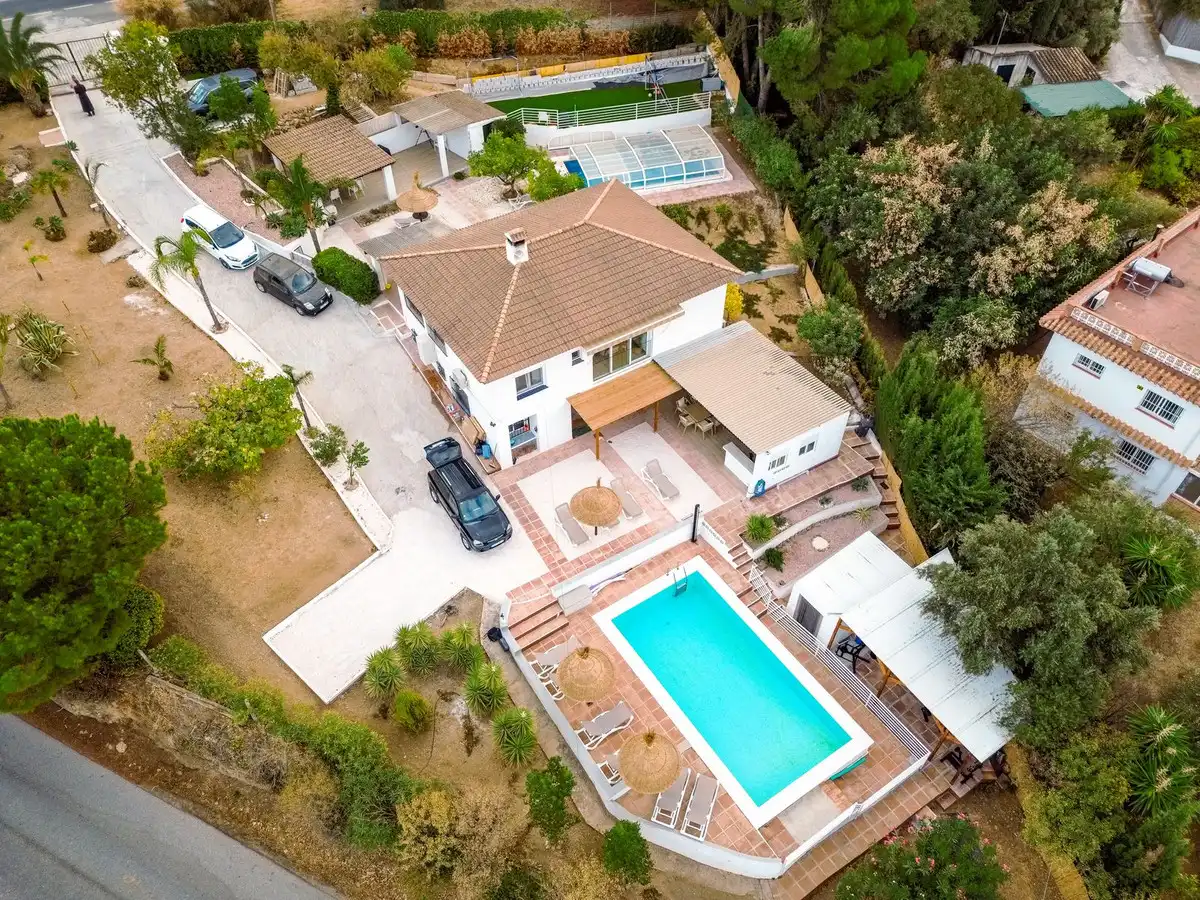 Vista exterior de Finca rústica de alquiler en Mijas con Jardín privado, Terraza y Piscina