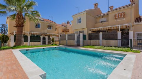 Foto 2 de Casa adosada en venda a Caserío de Los Llanos, 1, Polideportivo, Alhendín