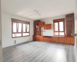Living room of Flat to rent in Oviedo   with Heating, Private garden and Balcony
