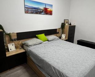 Bedroom of Apartment to share in  Barcelona Capital  with Furnished, Washing machine and Microwave