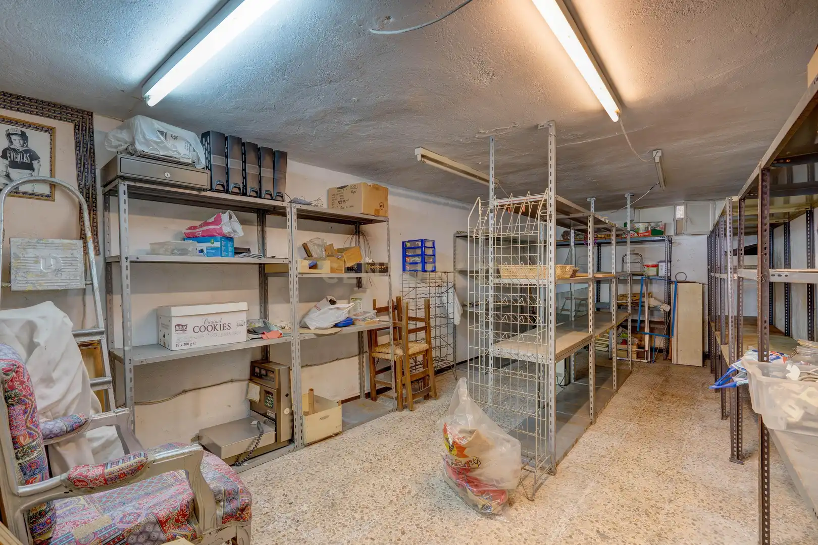 Local comercial en venta en Fuente de los Patos Plaza, Vitoria-Gasteiz, Spain 1, imagen 16