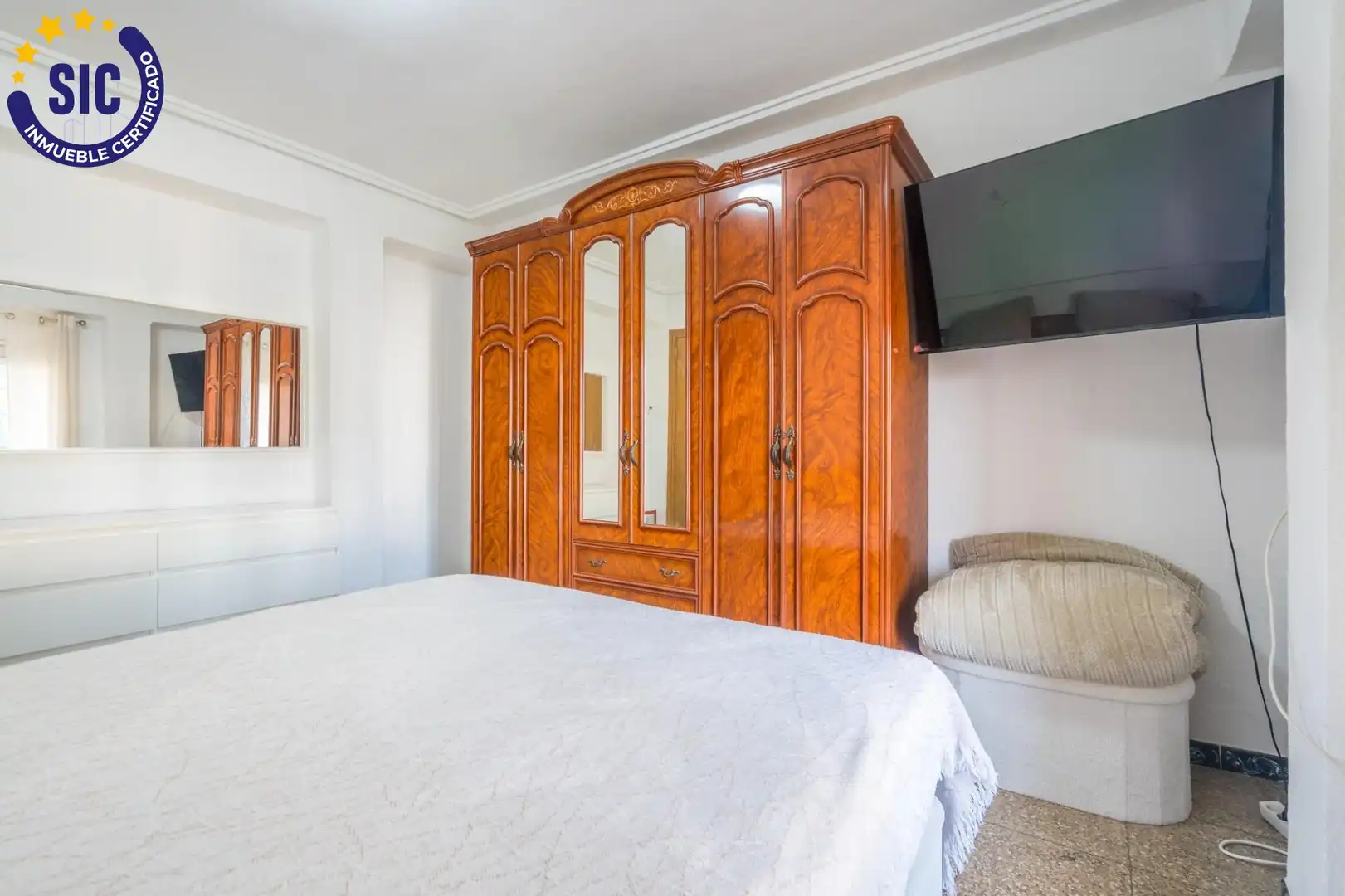 Habitación de Piso en venta en Valencia con Aire acondicionado y Balcón