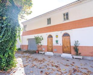 Exterior view of Flat for sale in  Granada Capital  with Balcony