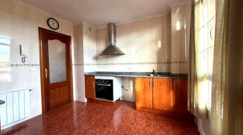 Foto 4 de Piso en venta en Avilés - Avenida Portugal, La Magdalena, Avilés