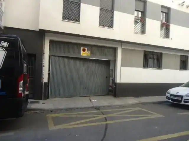 Aparcament de Garatge en venda en Granada