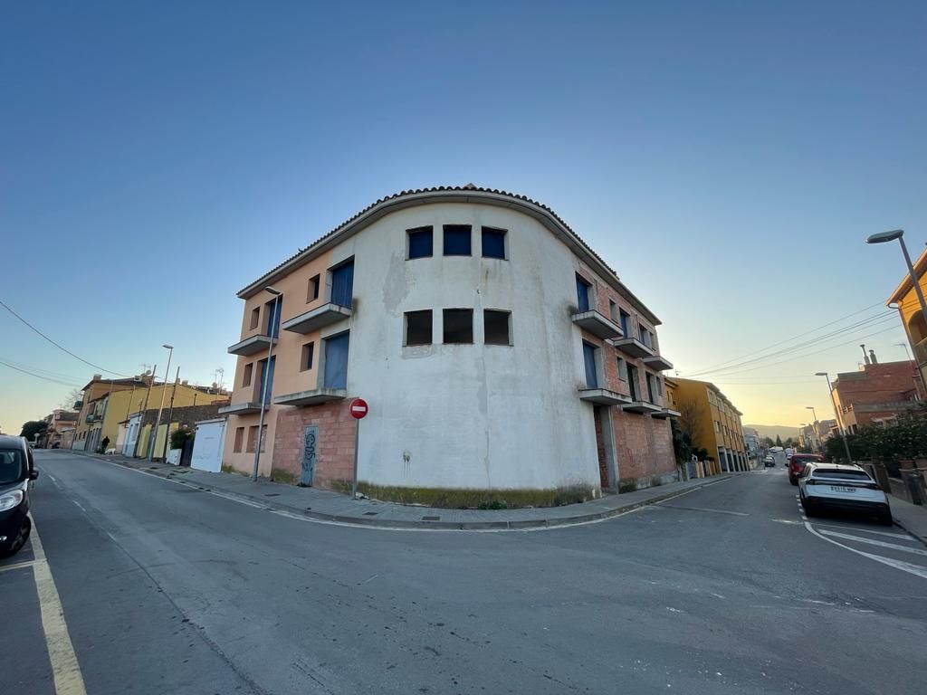Vista exterior de Edifici en venda en Palafrugell
